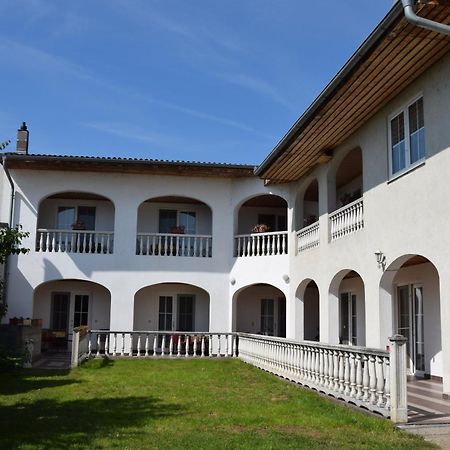 Appartmenthaus Rosenhof Podersdorf am See Zewnętrze zdjęcie